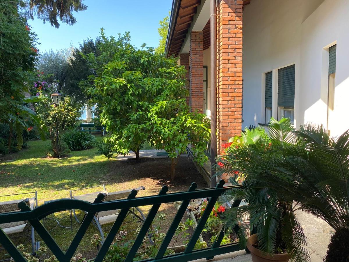 Casa Vacanze Gabbianella Villa Con Giardino Lungolago Maderno Toscolano Maderno Exterior foto