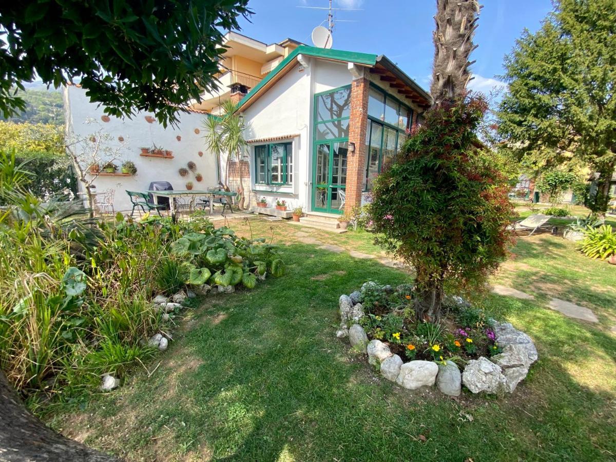 Casa Vacanze Gabbianella Villa Con Giardino Lungolago Maderno Toscolano Maderno Exterior foto